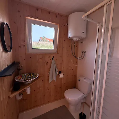 Sunny House Rekreacyjne Pod Sleza Chalet *