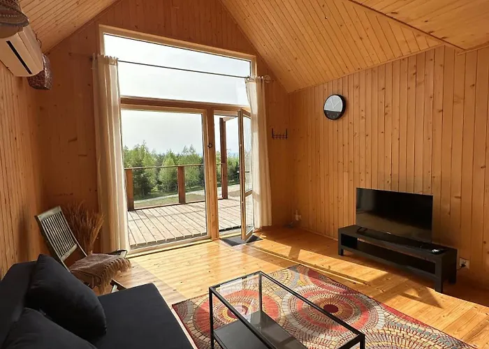 Sunny House Rekreacyjne Pod Sleza Dağ evi